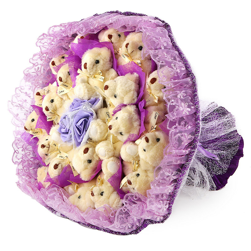 Фото Фиолетовый букет из игрушек