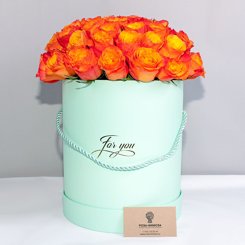Фото 51 оранжевая роза в шляпной коробке